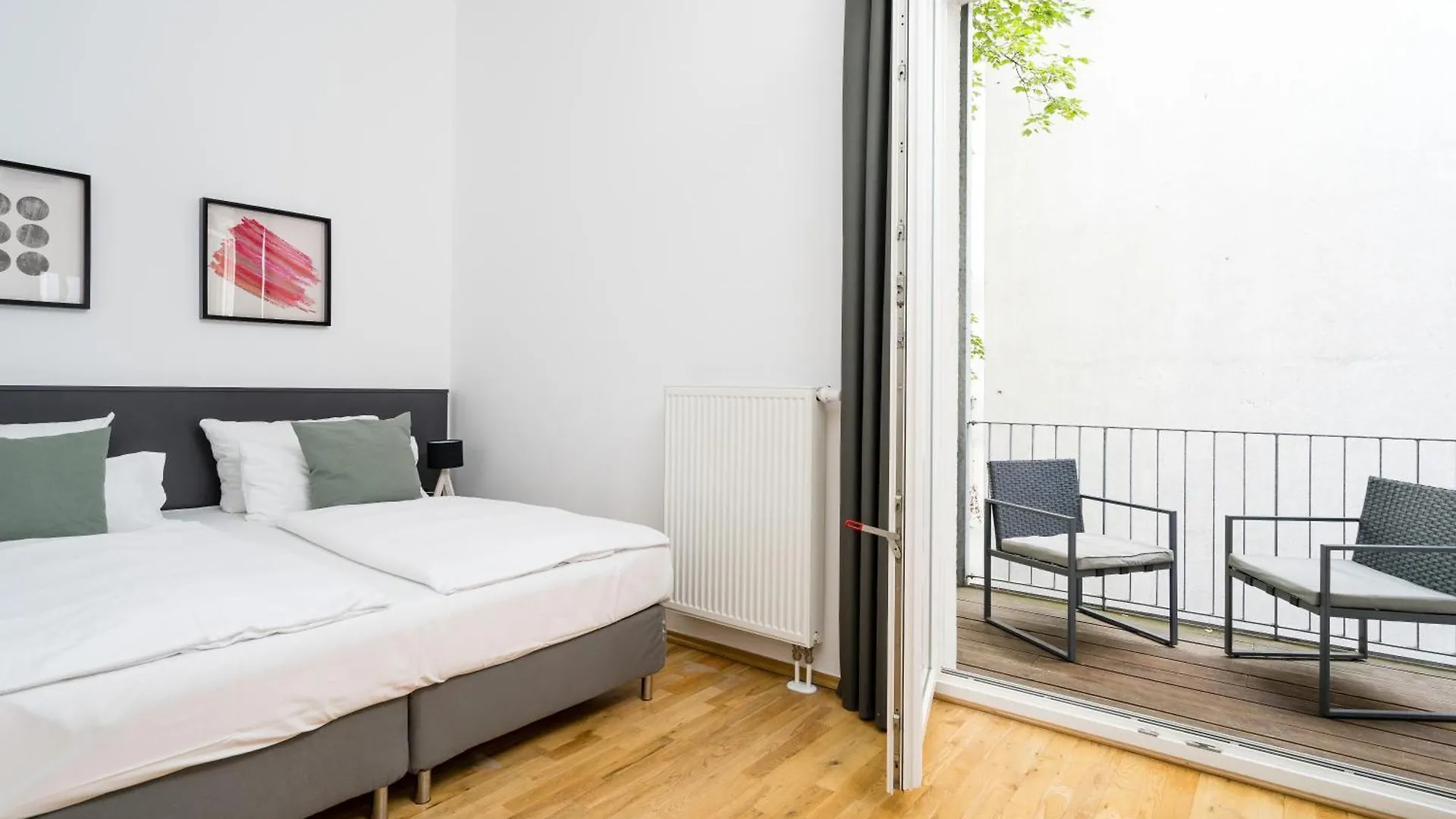 Aparthotel Bensimon Apartments Prenzlauer Berg Berlino