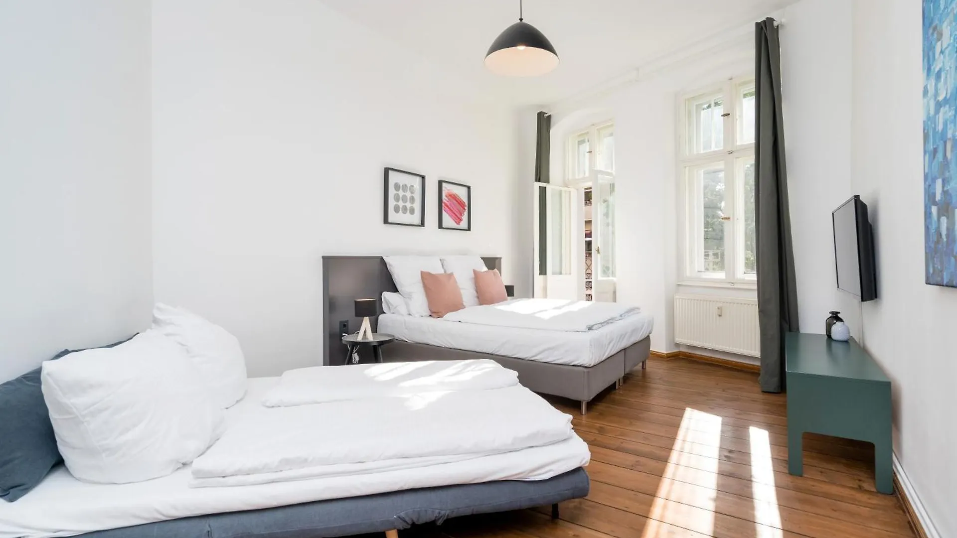 Aparthotel Bensimon Apartments Prenzlauer Berg Berlino
