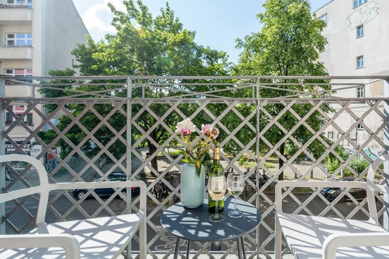 Bensimon Apartments Prenzlauer Berg Берлин 4*,